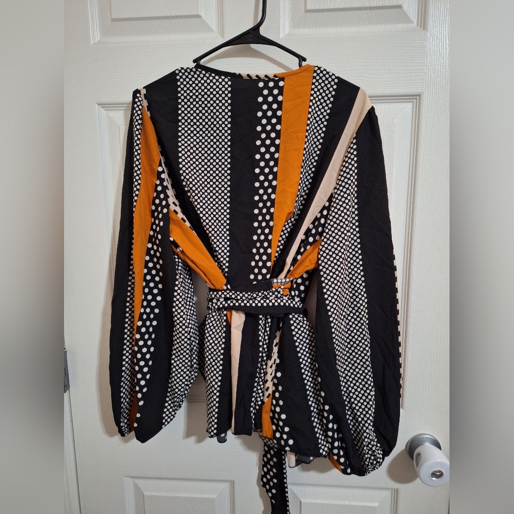 Fall colored wrap blouse - Picture 2 of 5